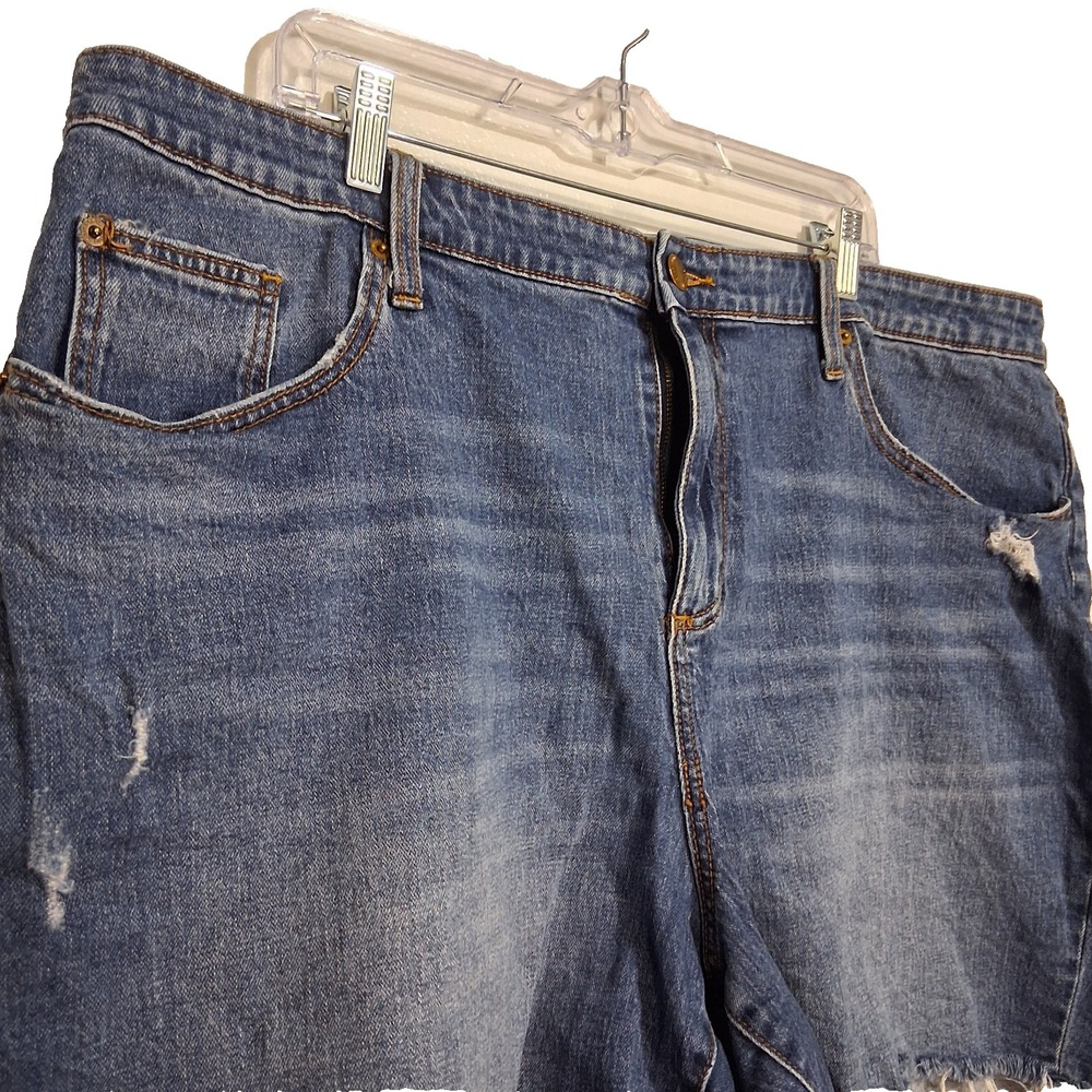 Universal Thread Boyfriend Shorts Women Size 22W Denim jean‎ Cotton Spandex